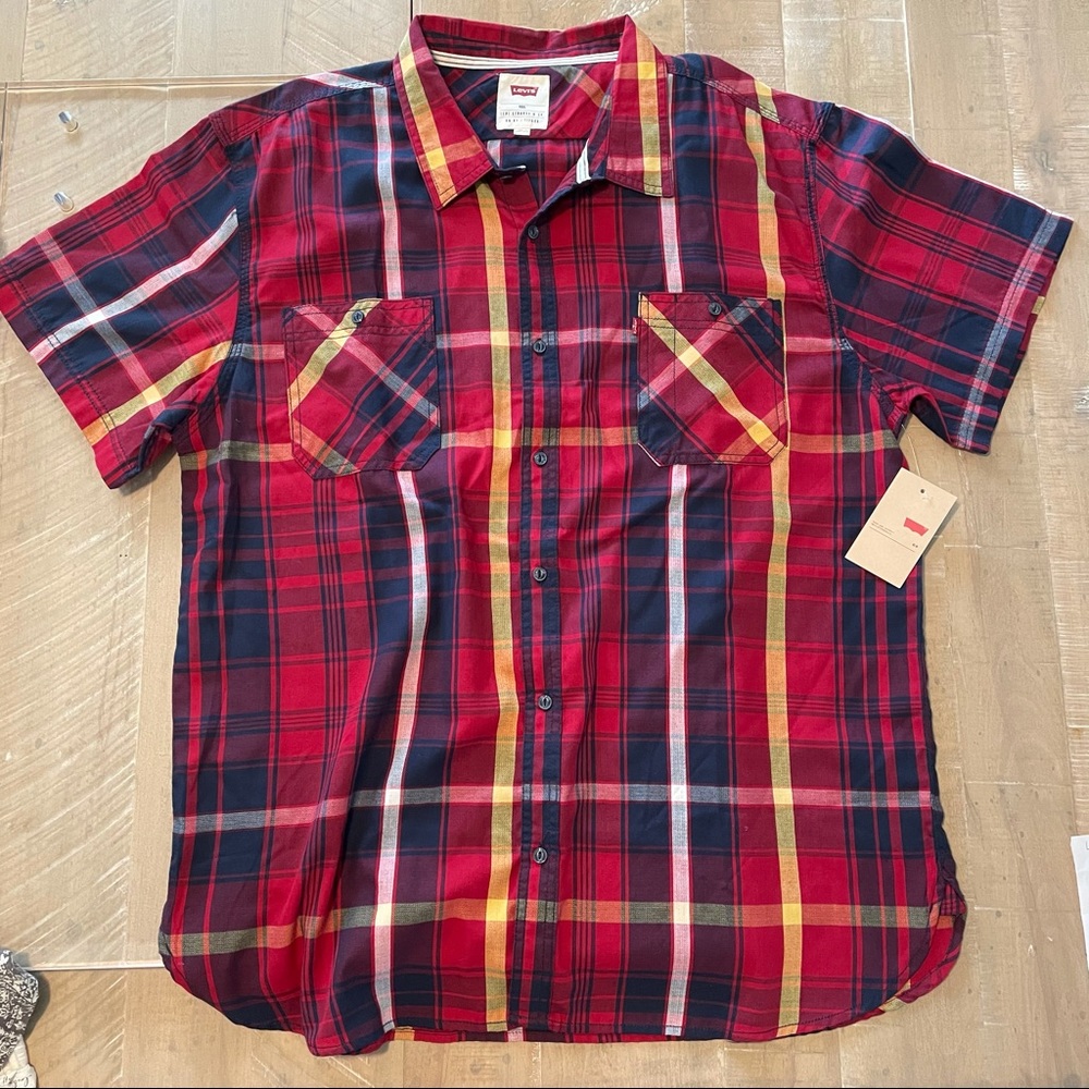 Levi’s Men’s Button Up Shirt